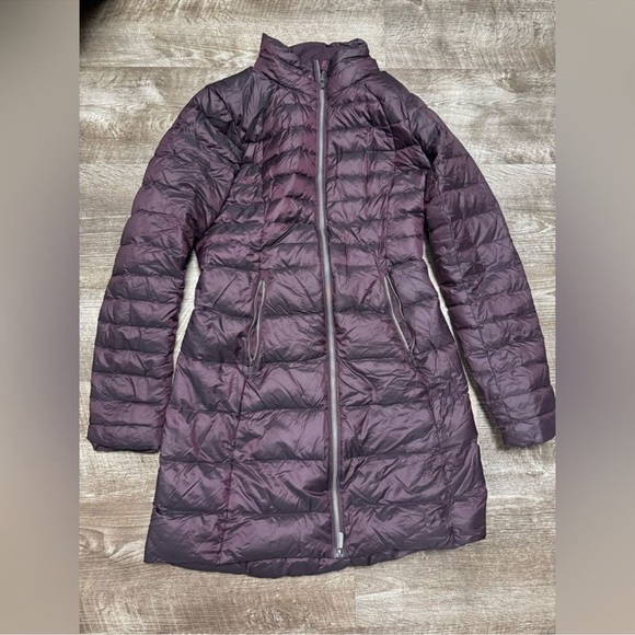 Lululemon Brave the Cold Jacket Size 4 - Picture 3 of 9